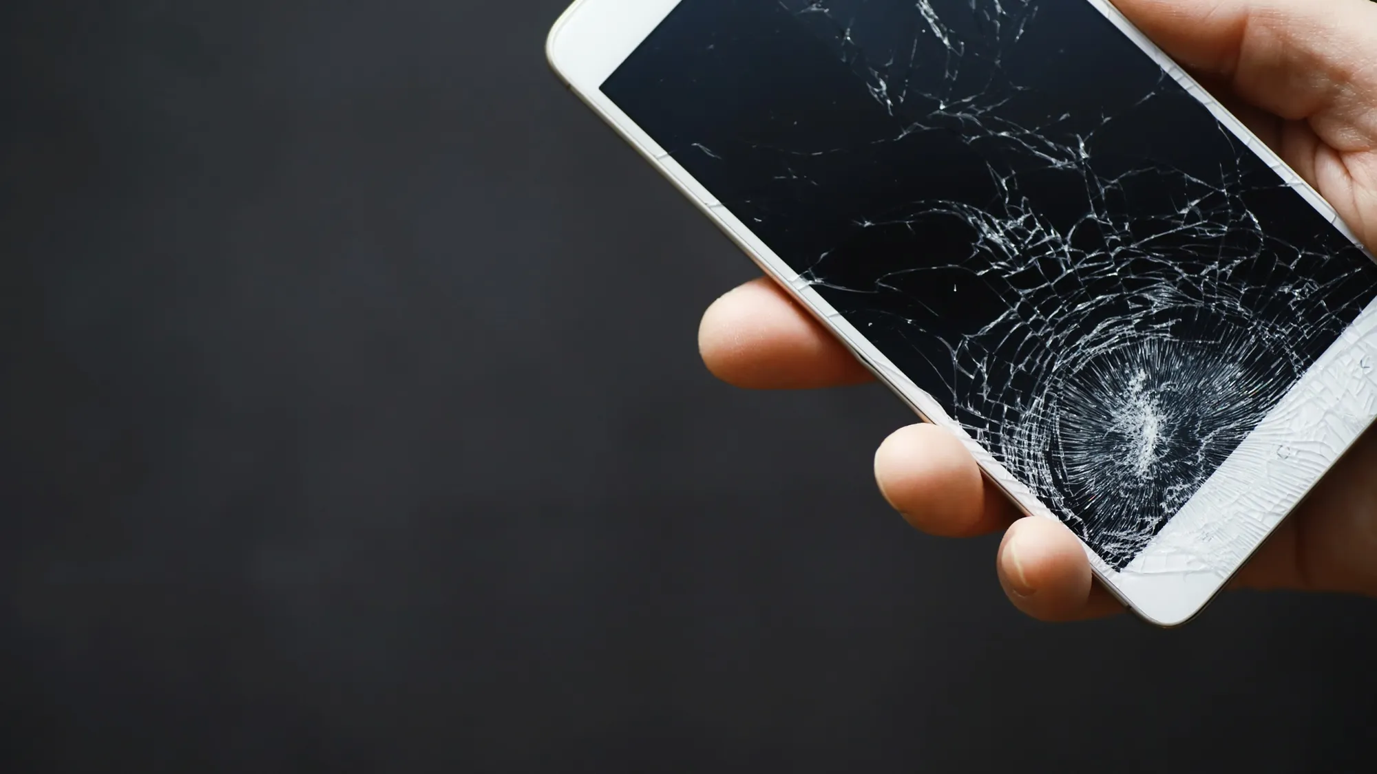 how to fix a broken phone screen